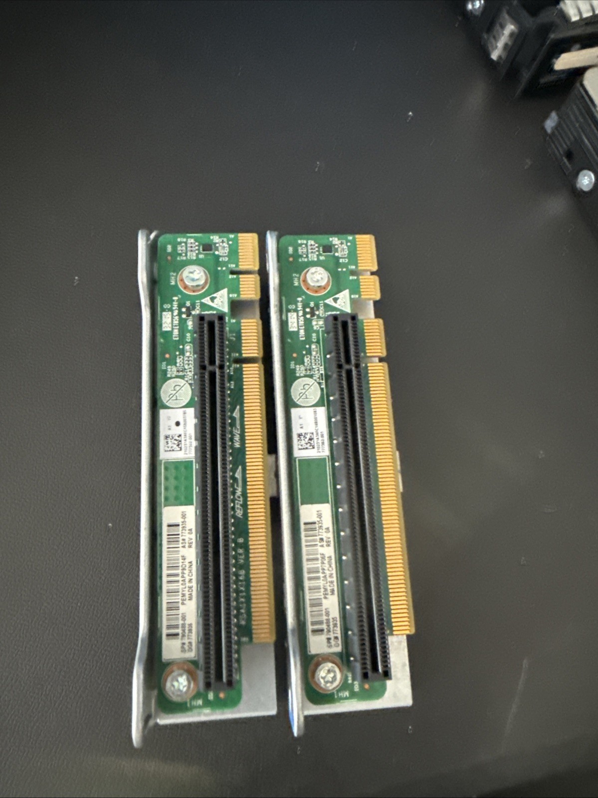 2x HPE ProLiant DL60 Gen9 PCIe Riser Board 790488-001 773935-001