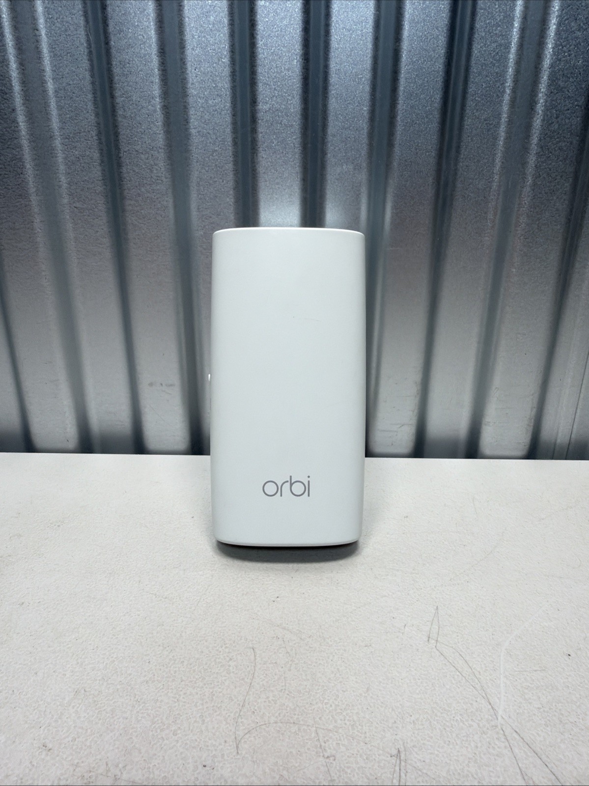 NETGEAR Orbi RBW30 Wall-Plug Mesh Wi-Fi Satellite Extender - Working
