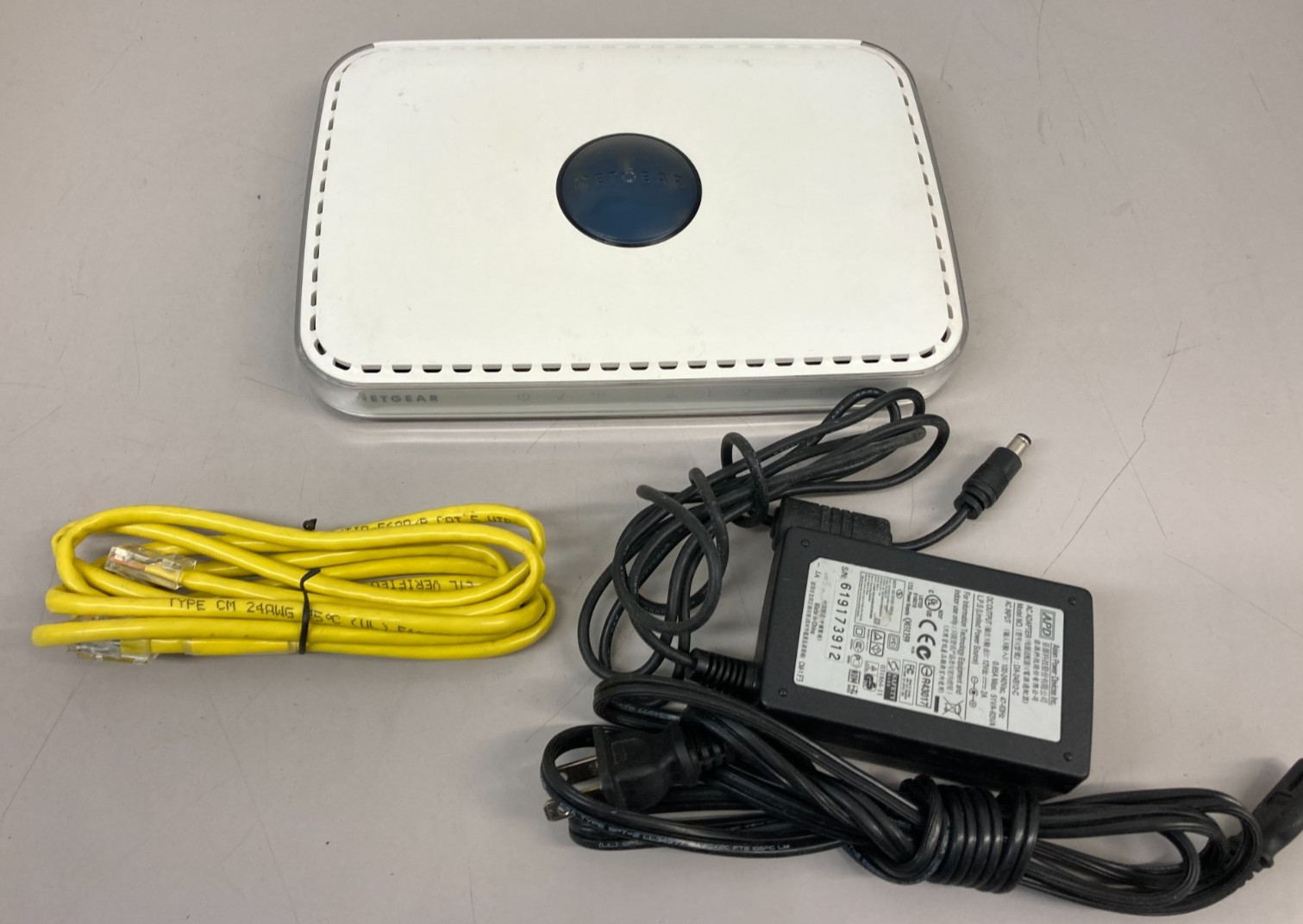 NETGEAR RangeMax  Wireless Router, WPN824N - USED