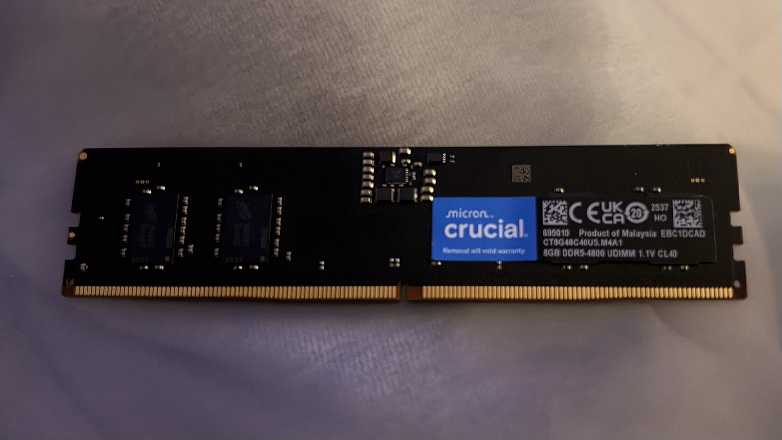 Crucial 8GB (1 x 8GB) PC5-38400 (DDR5-4800) UDIMM Memory (CT8G48C40U5)