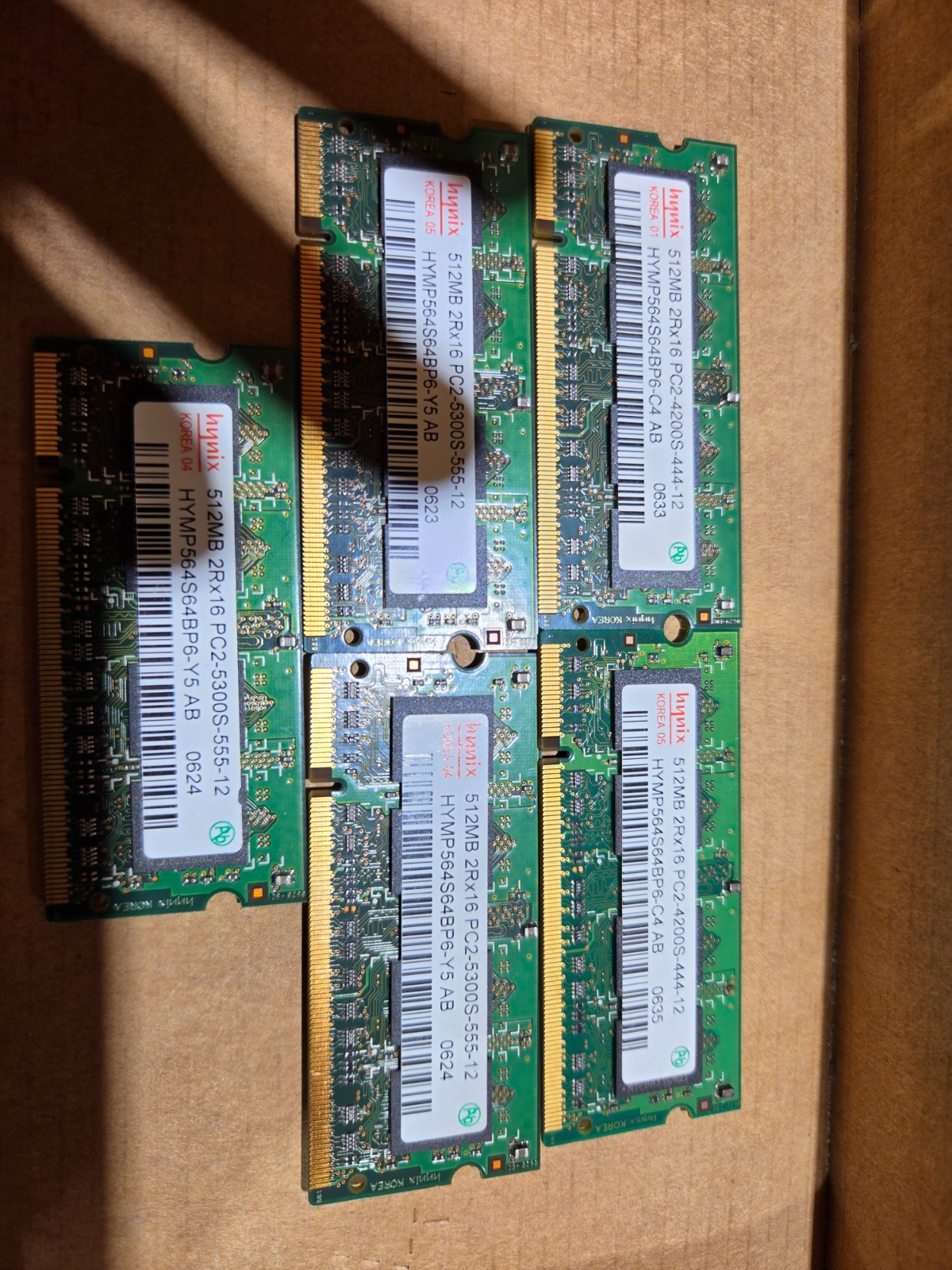 SK Hynix 512MB DDR2 Laptop RAM 2Rx16 package 5