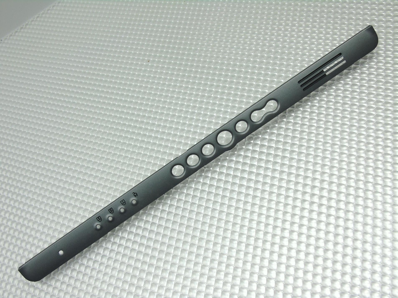 Compaq Presario 1700 Keyboard Laptop  LED Switch Trim Cover Bezel Silver