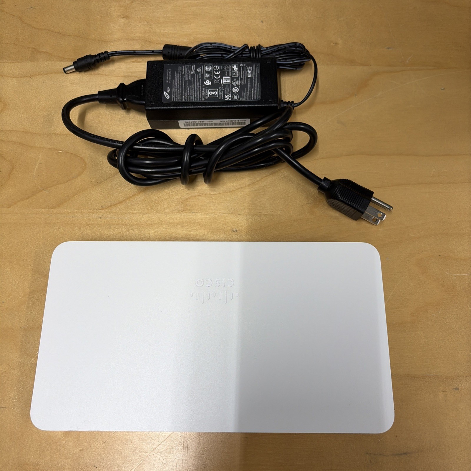 Cisco Meraki Go GX50-HW-US Router Firewall Plus UNCLAIMED With Power Adapter
