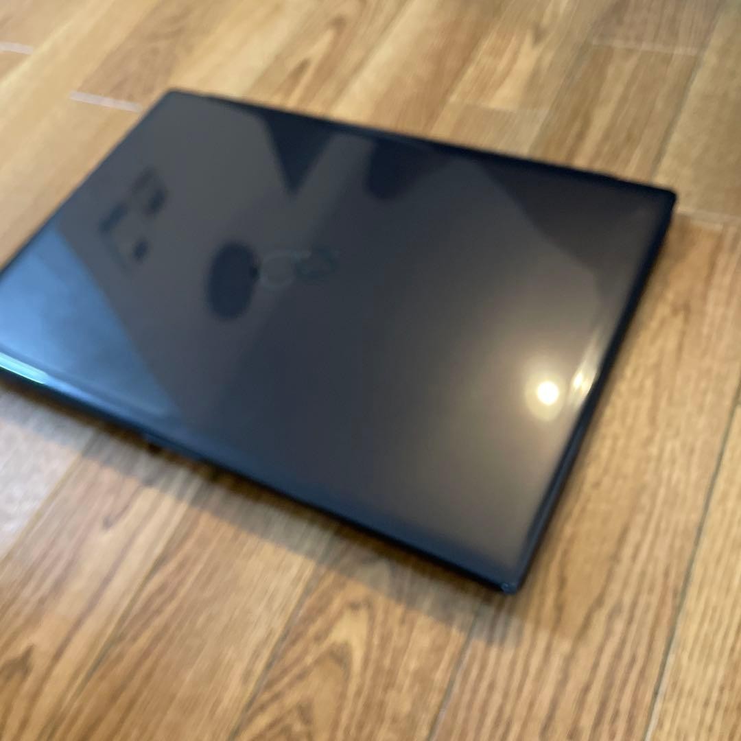 Fujitsu FMV LIFEBOOK Laptop with Numeric Keypad Excellent Condition