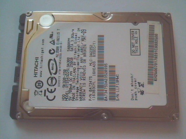 HDD Laptop Hard Disk Drive Hitachi 5K320-250 HTS543225L9A300 SATA 0A73475