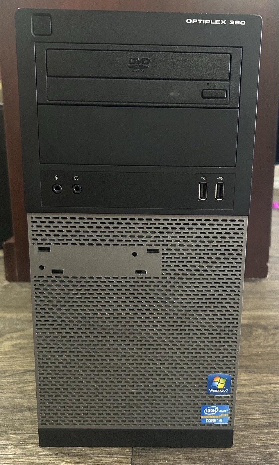 Dell OptiPlex 390 MT Intel Core I3-2100 3.10GHz 8 Gb Ram 500 Gb HDD Win 10