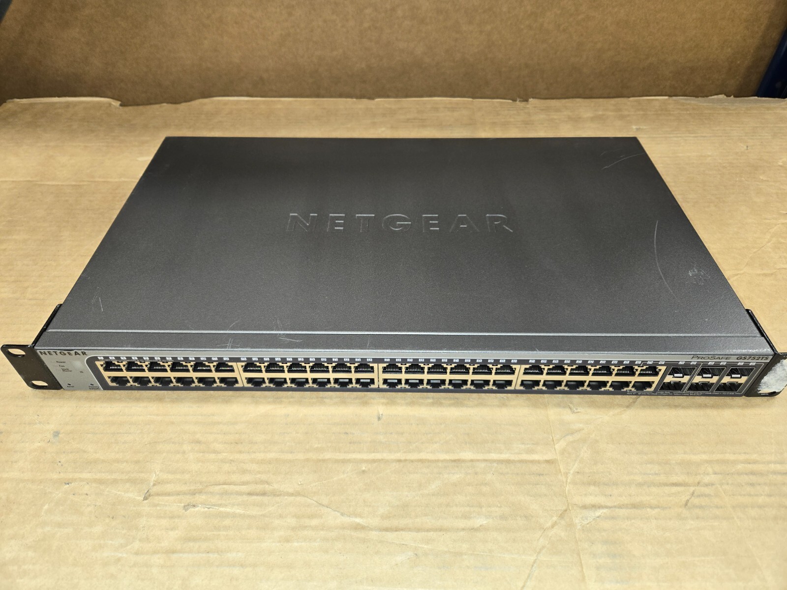 Netgear GS752TSB-V1H1 52 port smart switch GS752TSB net gear 10gb SFP