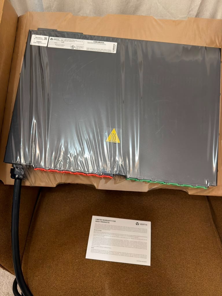 Vertiv Geist VP5N3101 Rack PDU 200-240V 24A IMD3 Monitored Power Distribution