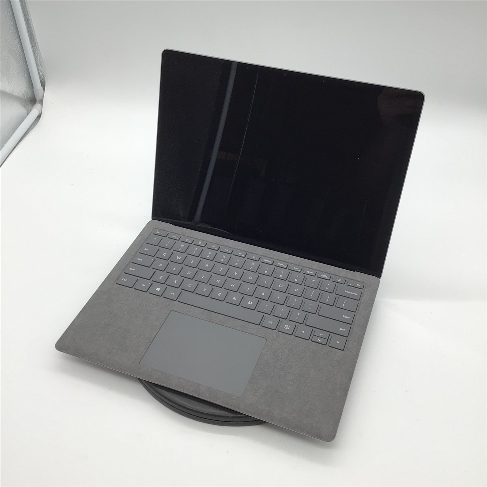 Microsoft Surface Laptop 3 1867 i5-1035G7 1.20GHz/8GB/No SSD *Please Read*