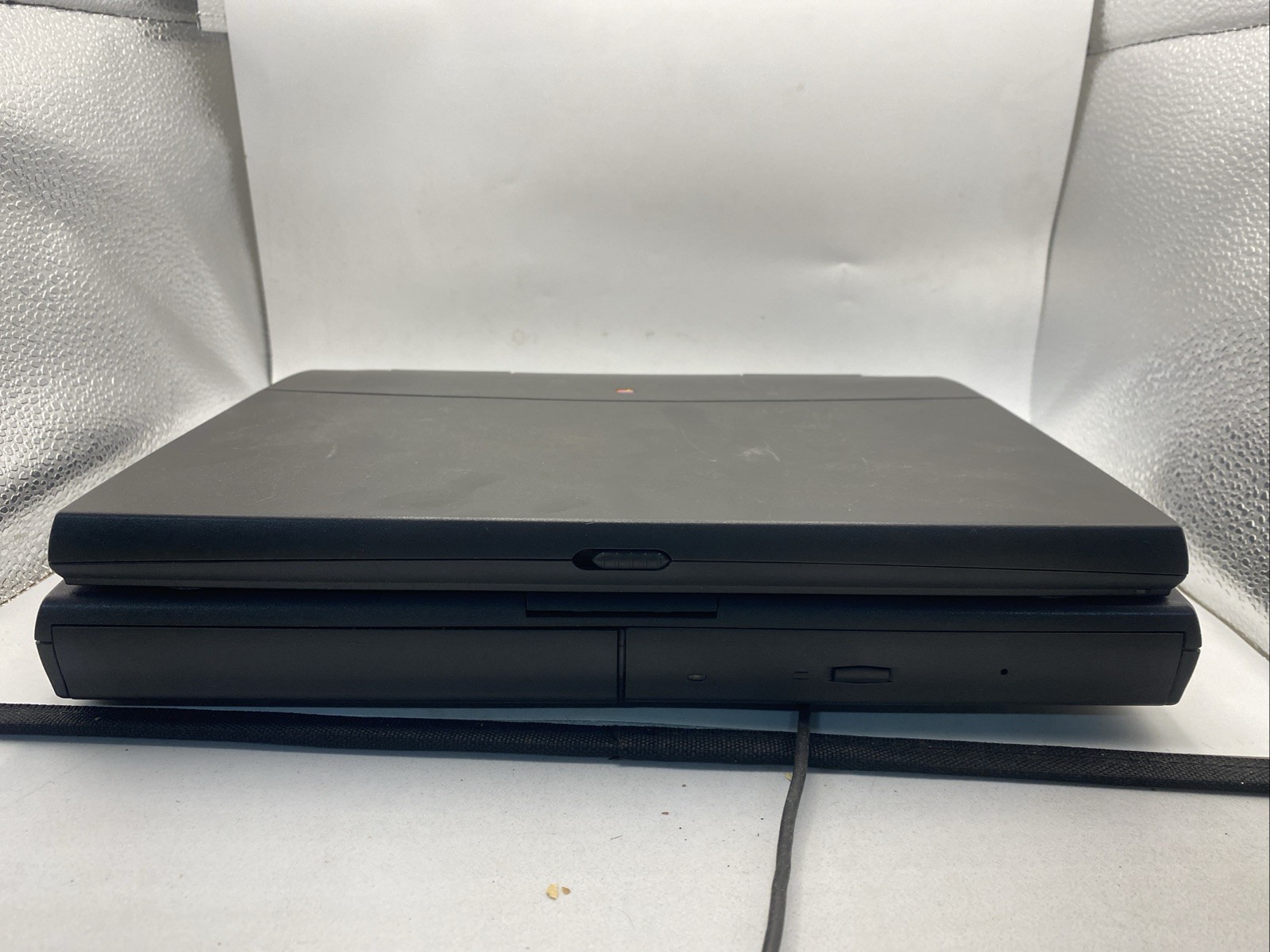3b1 Bouba Apple Macintosh PowerBook 1400cs Vintage Laptop with Adapter Included