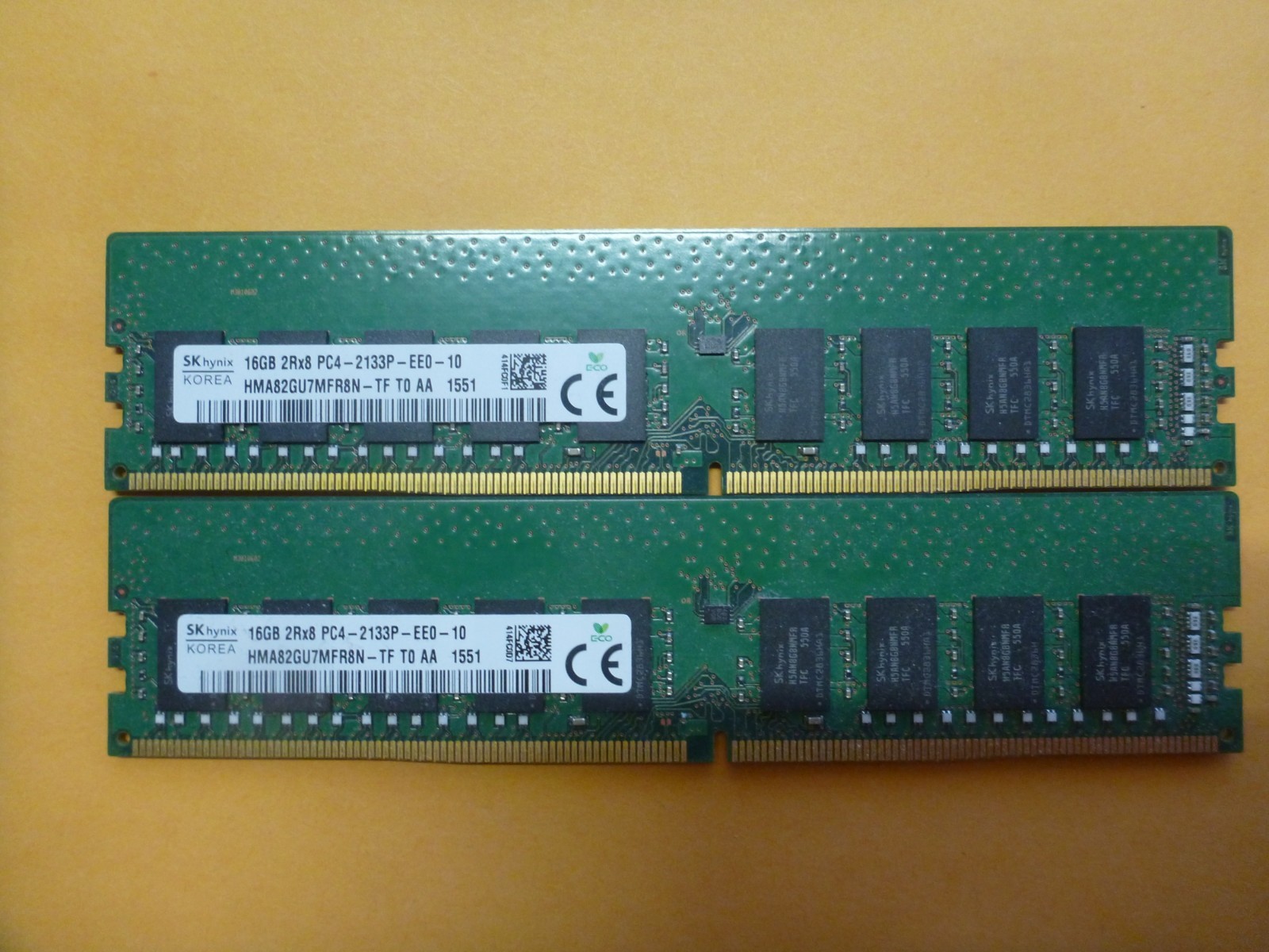 Lot of 2 - SK hynix 32GB (2x16GB) 2Rx8 PC4-17000 DDR4-2133PMHz ECC Server Memory