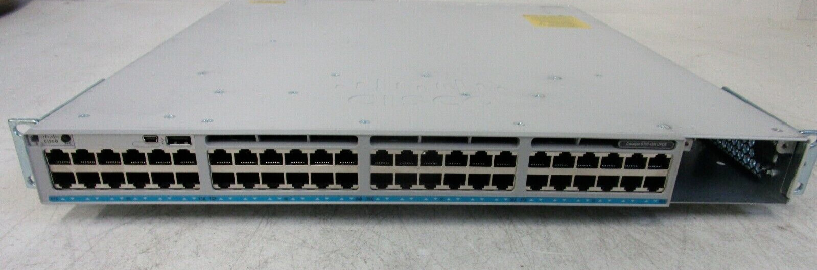 Cisco Catalyst C9300-48UN-A 48 Port Gigabit Ethernet Switch UPOE Single pwr