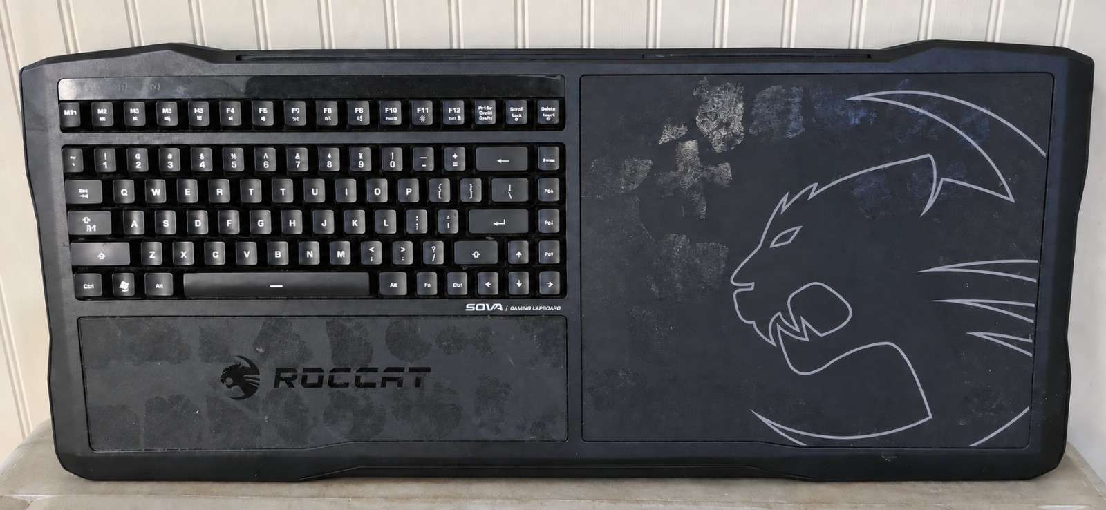 ROCCAT SOVA Gaming Lapboard Wired USB Keyboard Black English QWERTY