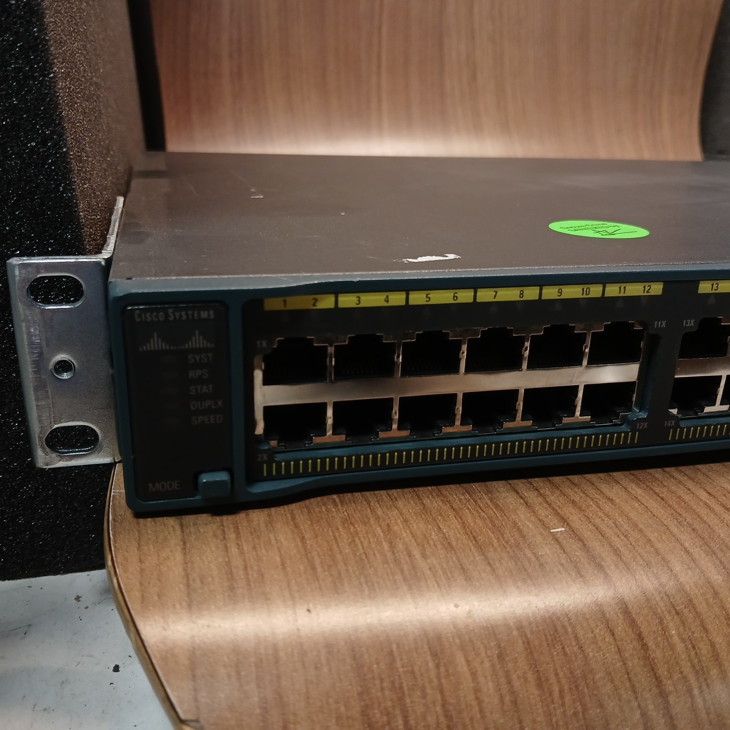 Cisco Catalyst 2960 48 Port Gigabit Switch WS-C2960-48TC-L V01 Ethernet Switch