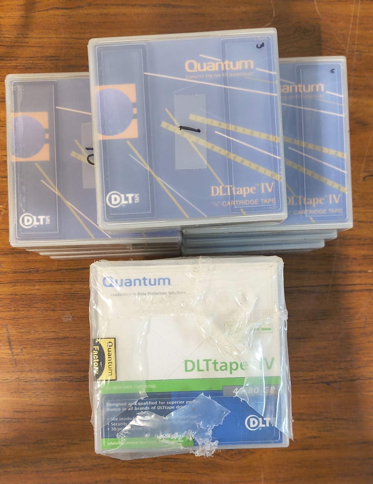 [Lot of 14] Quantum DLTtape IV 40/80 GB Data Cartridge - 5 new, 9 used