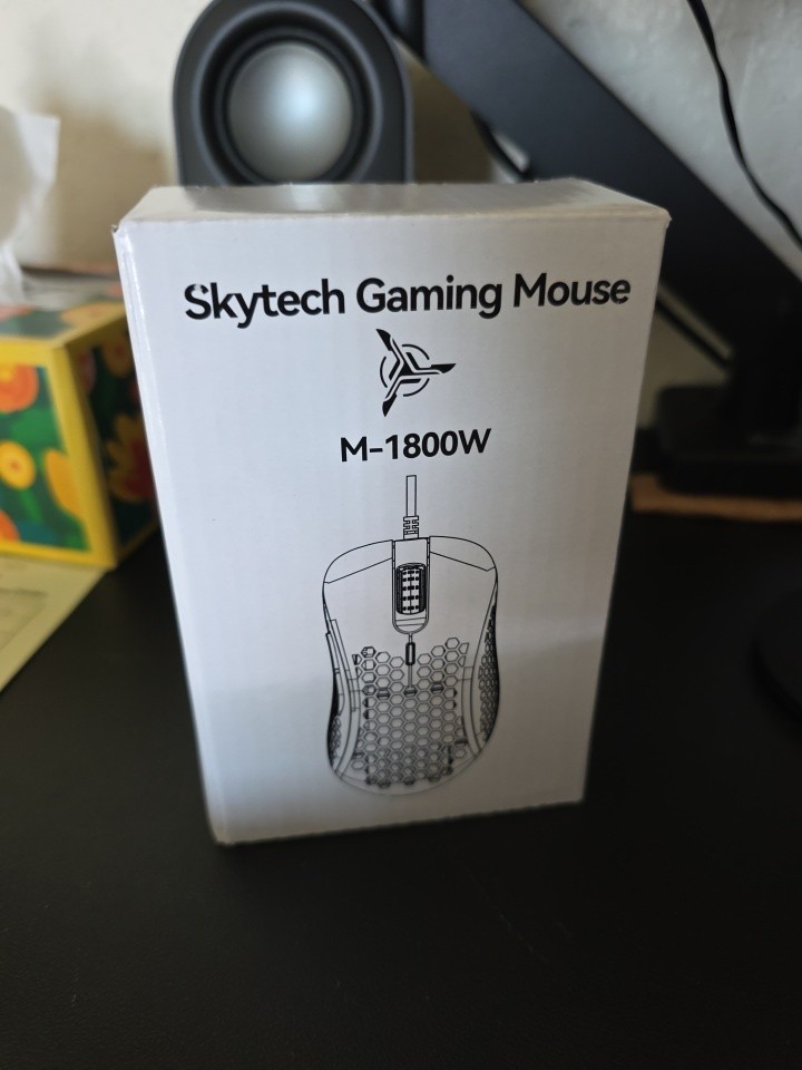 Skytech Gaming White Mouse M-1800W New