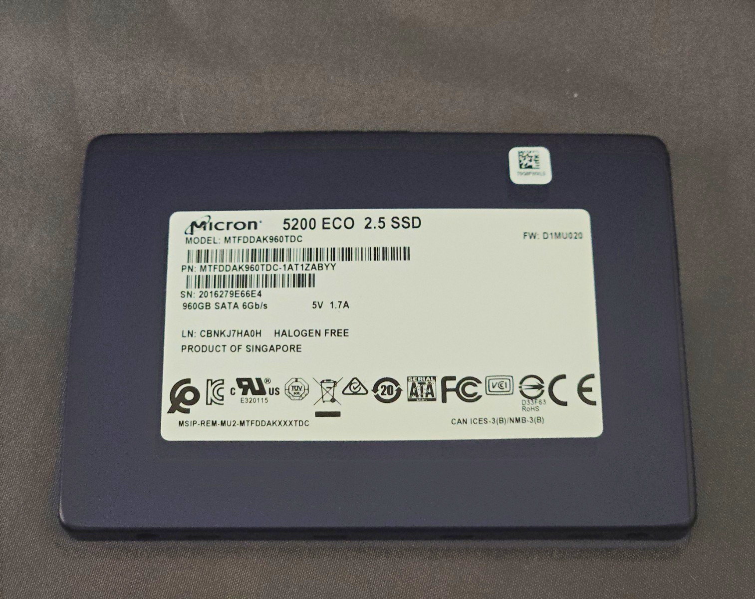 Micron 5200 ECO 960GB 2.5" SATA III Internal SSD MTFDDAK960TDC