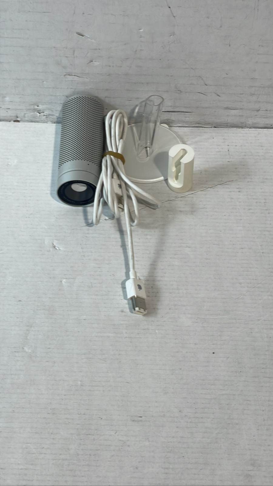 Apple iSight Webcam A1023 6M6021575GJ with FireWire Cable Stand Dock Vintage
