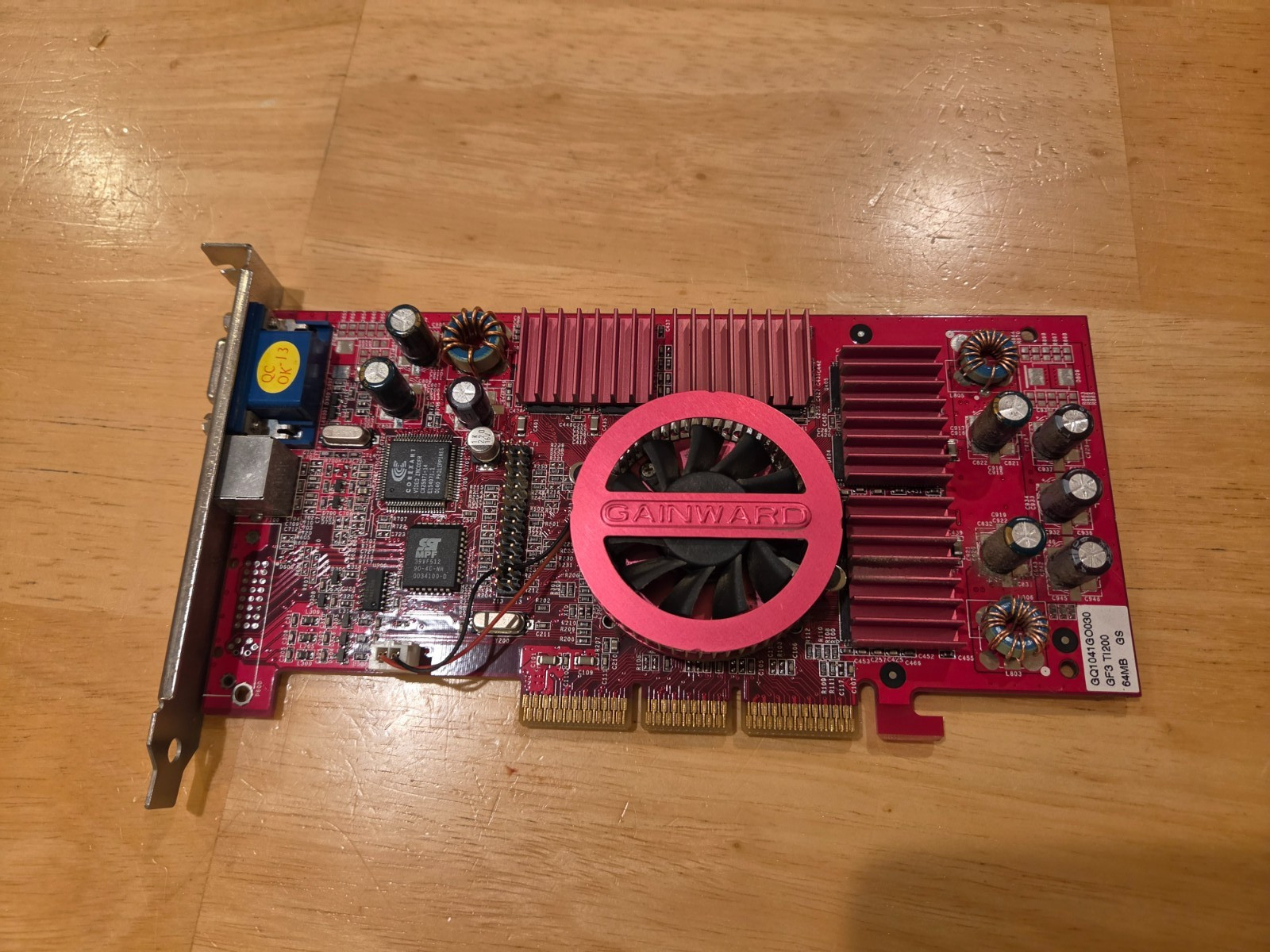 Gainward Geforce 3 ti 200 64MB AGP