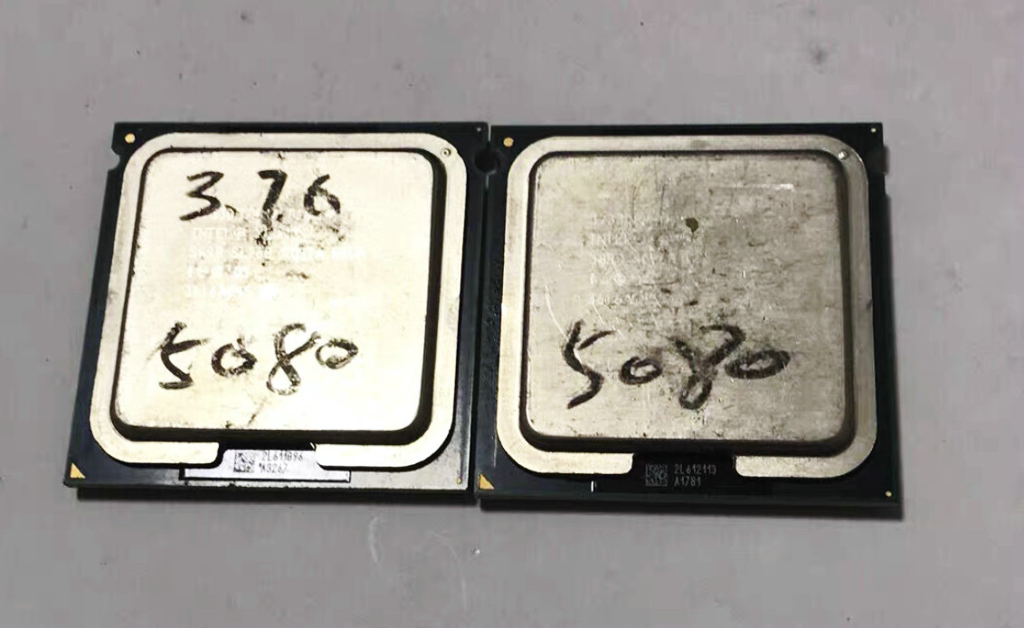 A pair Intel Xeon 5080 SL968 3.73GHZ 4M LGA771 Server CPU
