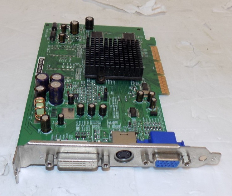 ATI Radeon 9200SE PCI 128MB Graphics Video Card DVI VGA S-Video