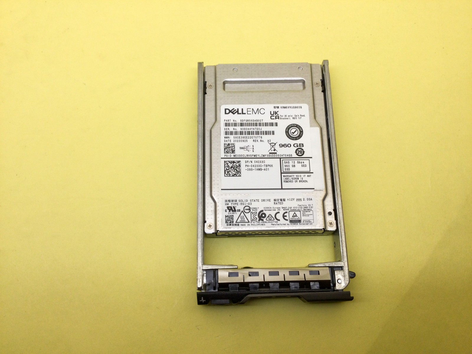 42XXC Dell 960GB SAS 12Gb/s Mixed Use 2.5'' SED SSD 042XXC KRM6VVUG960G