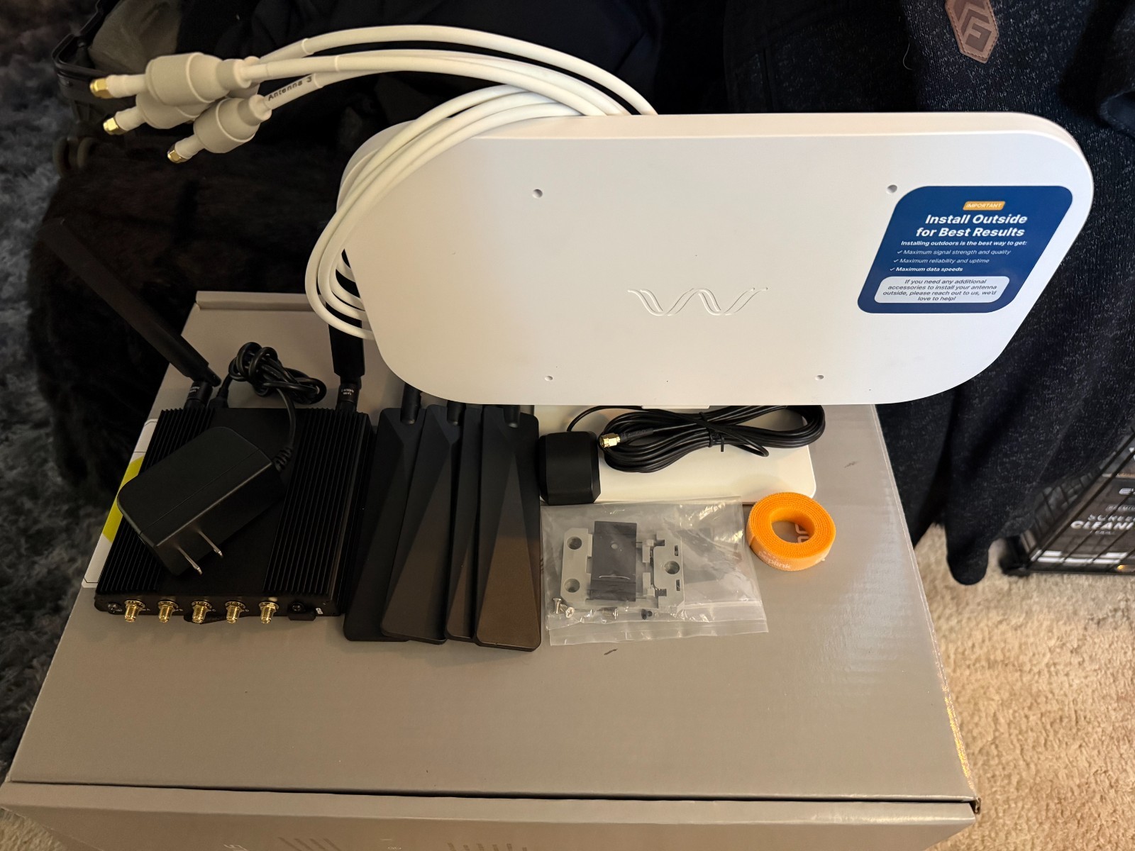 Peplink MAX BR1 Pro 5G | WaveForm QuadMini 4x4 ANTENNA + EXTRAS | FREE FAST SHIP