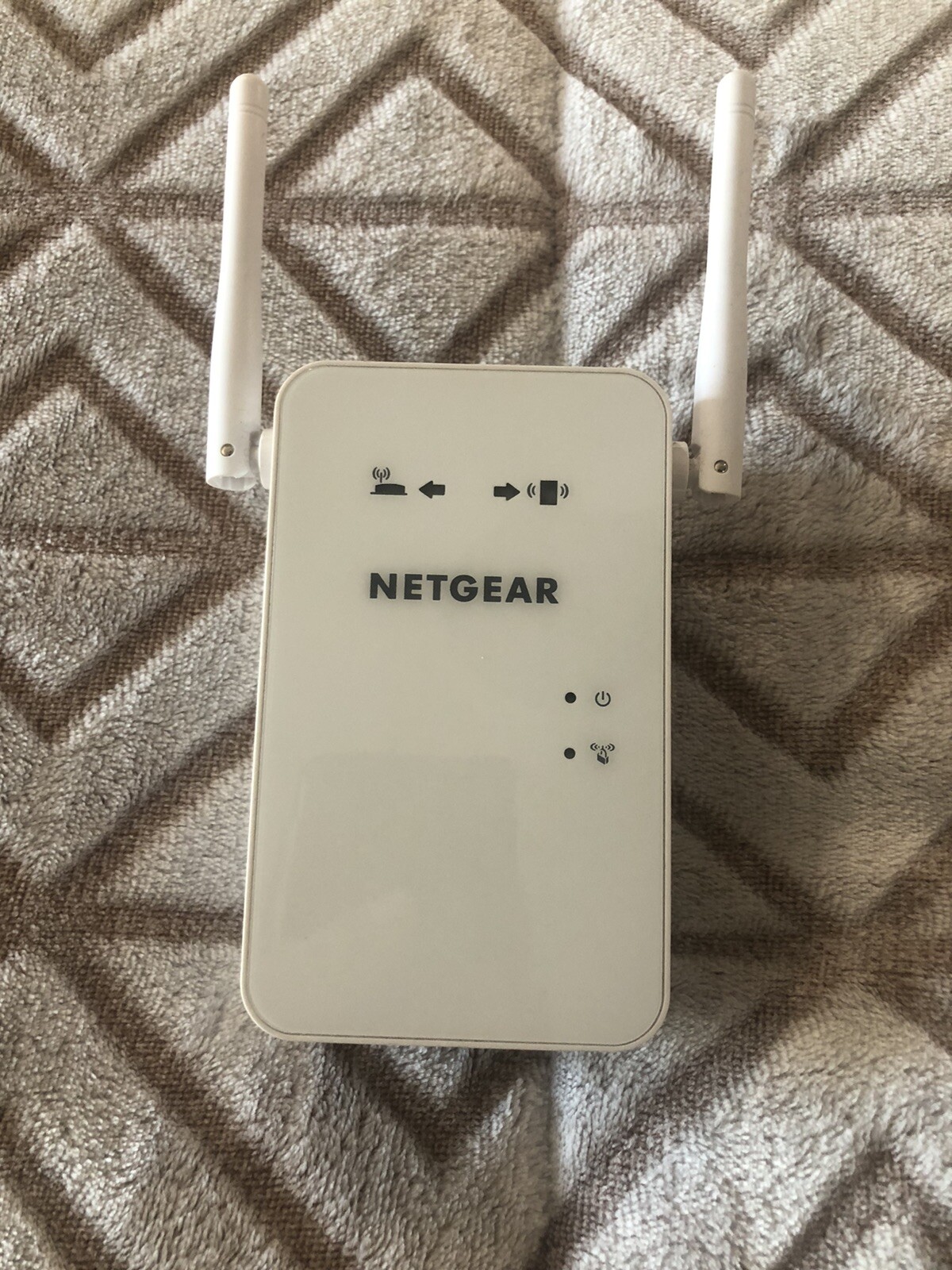 NETGEAR EX6100 Dual Band Gigabit Ac750 Wi-fi Range Extender