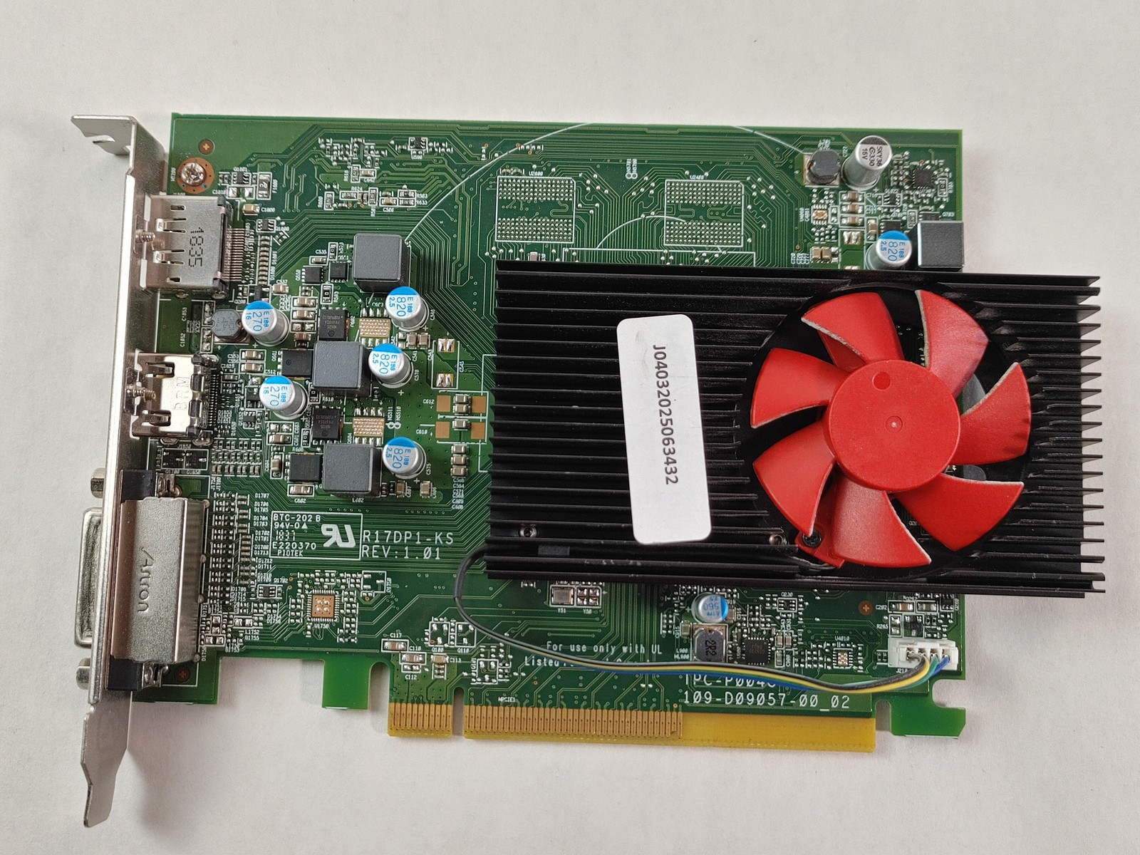 AMD Radeon RX 550 2 GB GDDR5 PCI Express x16 Desktop Video Card