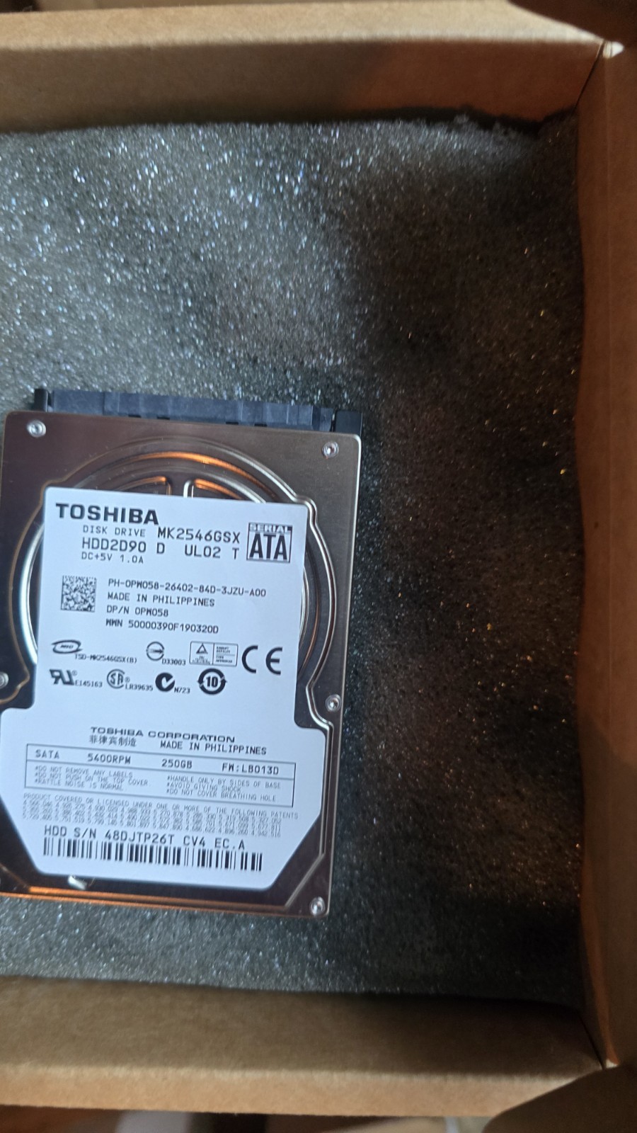 Toshiba MK2546GSX 250GB Internal 5400RPM SATA 2.5" Laptop HDD Hard Drive
