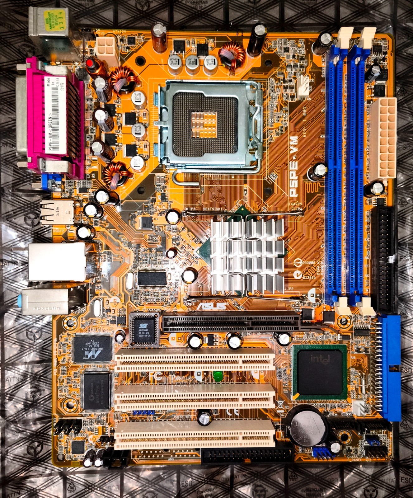 Asus P5PE-VM REV 1.00G AGP 8x Socket 775 (Intel Core 2 Duo Support )