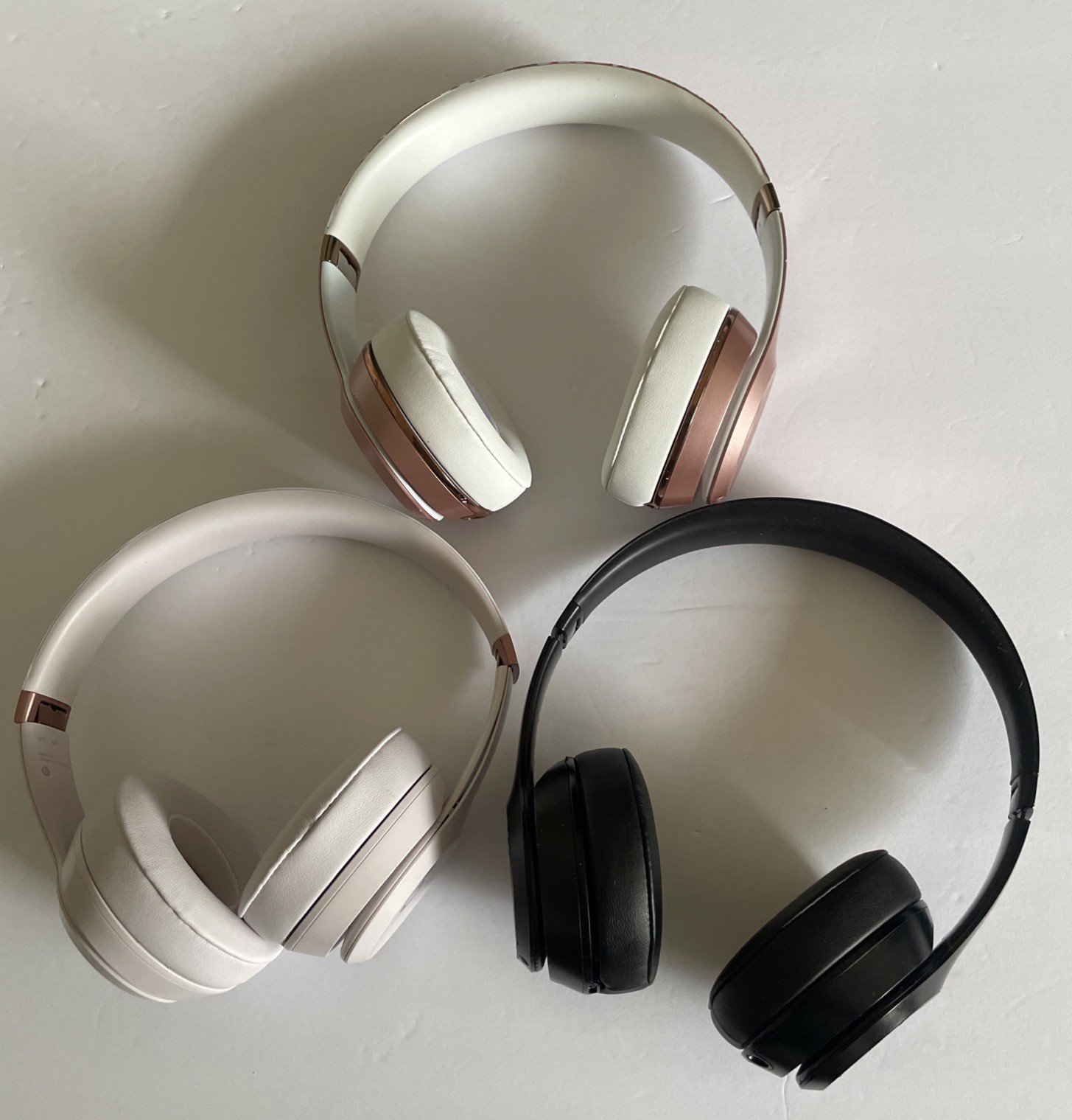 Lot of 3 Beats Solo 3 and 4 Headphones with Various Problems