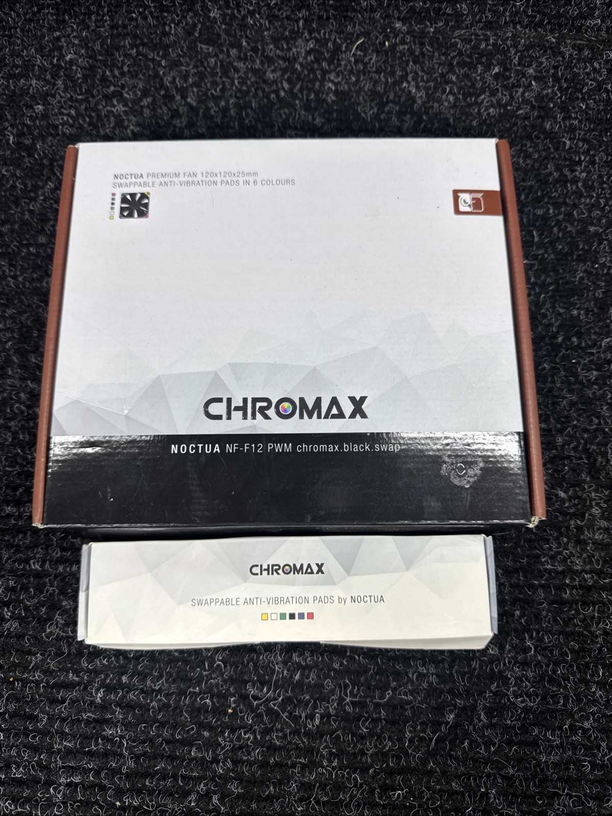Noctua NF-F12 PWM chromax.black.swap Premium Quiet Fan - Black