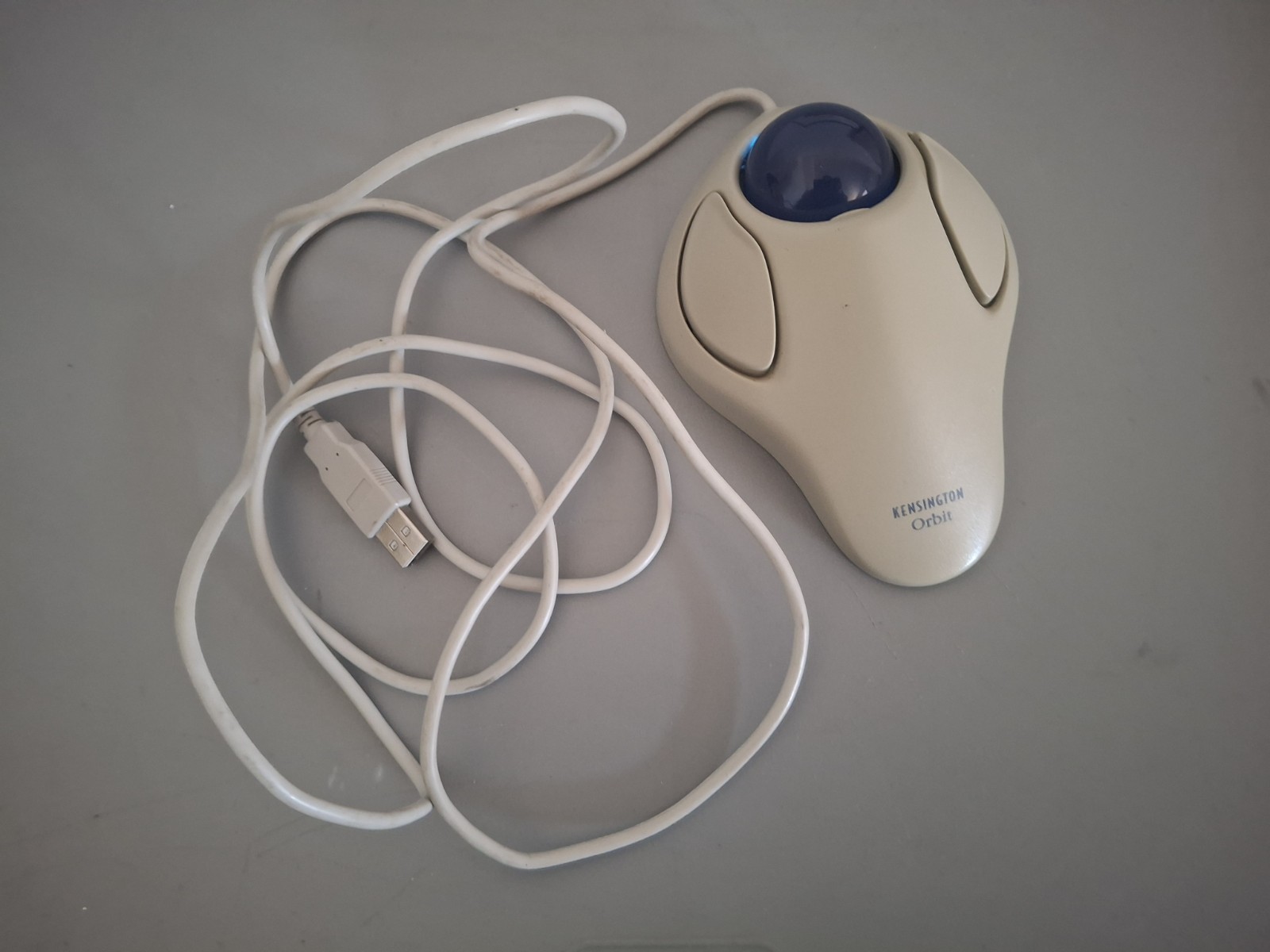 Chipped Kensington Orbit Vintage Track Ball Mouse USB Wired Blue Ball
