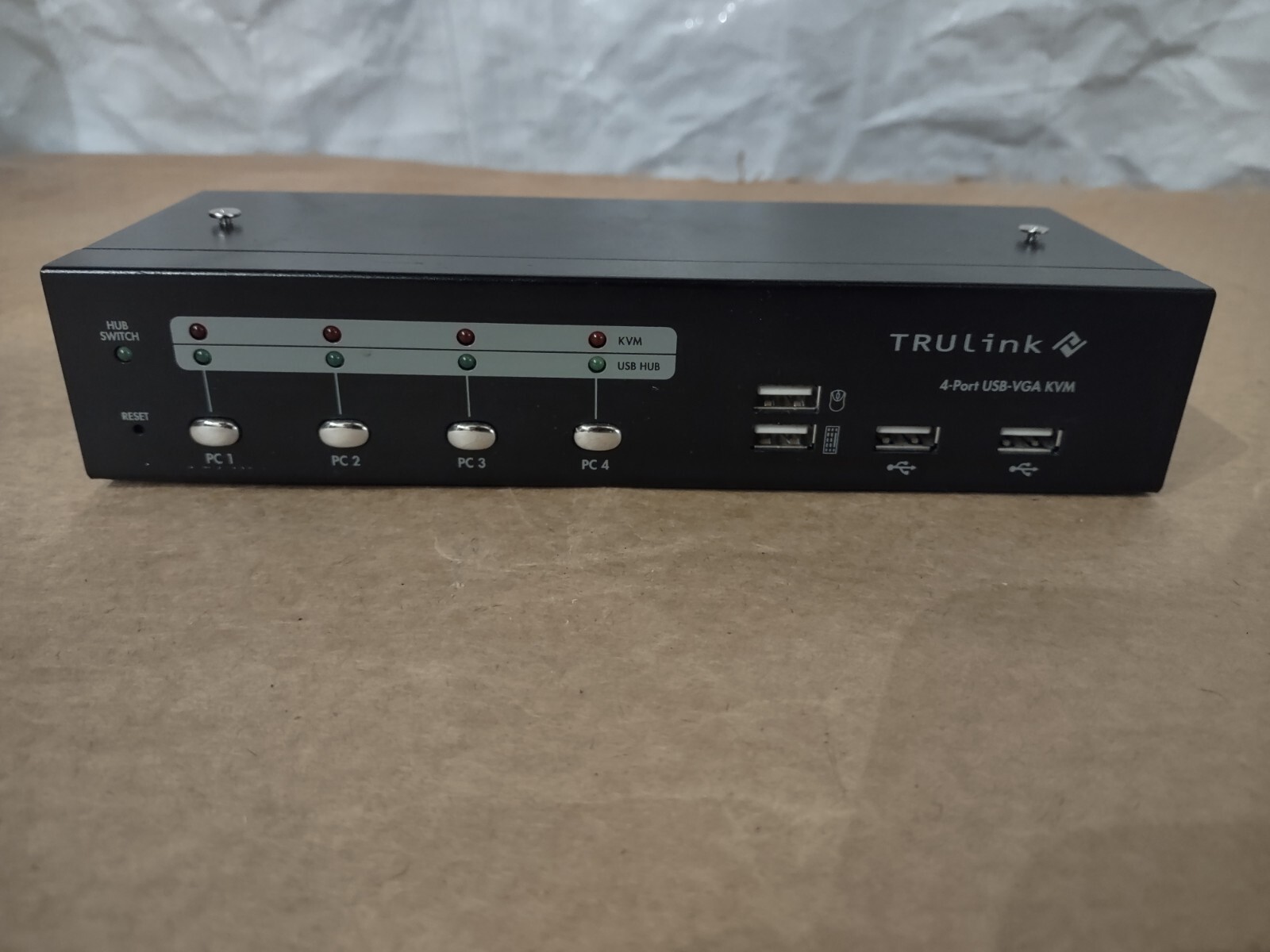 TRULink 35567 Black 4-Port USB-VGA KVM Switch with No AC Adapter. 