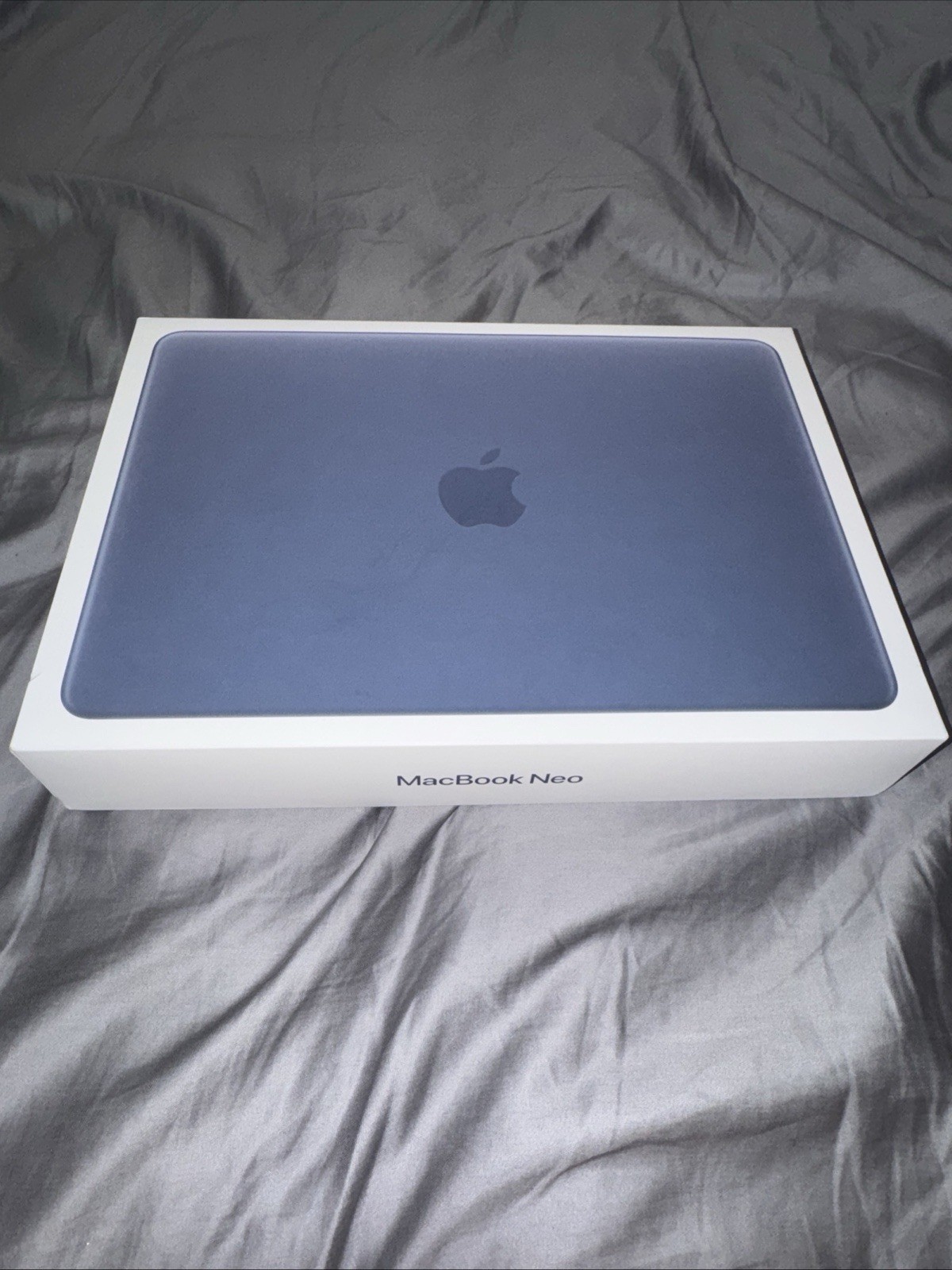 2026 Apple MacBook Neo 13" A18 Pro - 256GB - Indigo - Open Box - Battery 100%💻