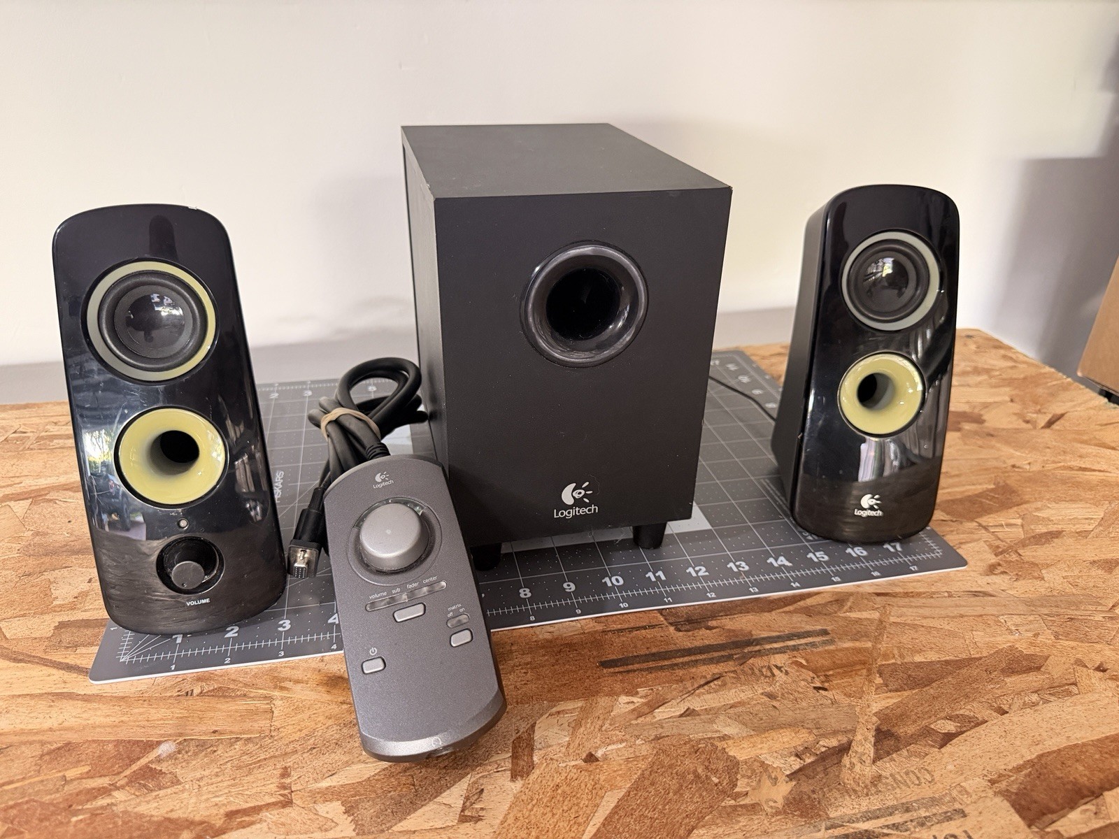 Logitech Speaker System Z323 with Subwoofer, Black, -Fully Tested