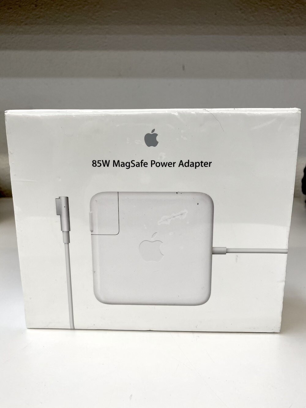 NEW in Box Apple Magsafe Charger / Adapter 85W A1343