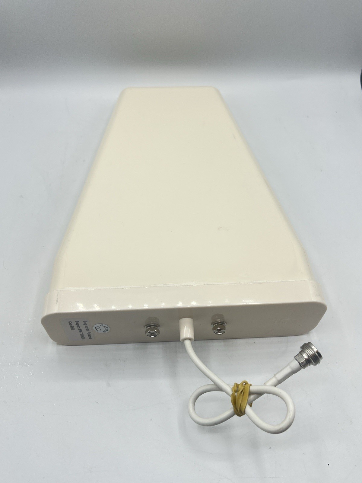 12 dBi Log Periodic/ Yagi Antenna 4G LTE 3G Wi-Fi 50-Ohm 698-2700MHz