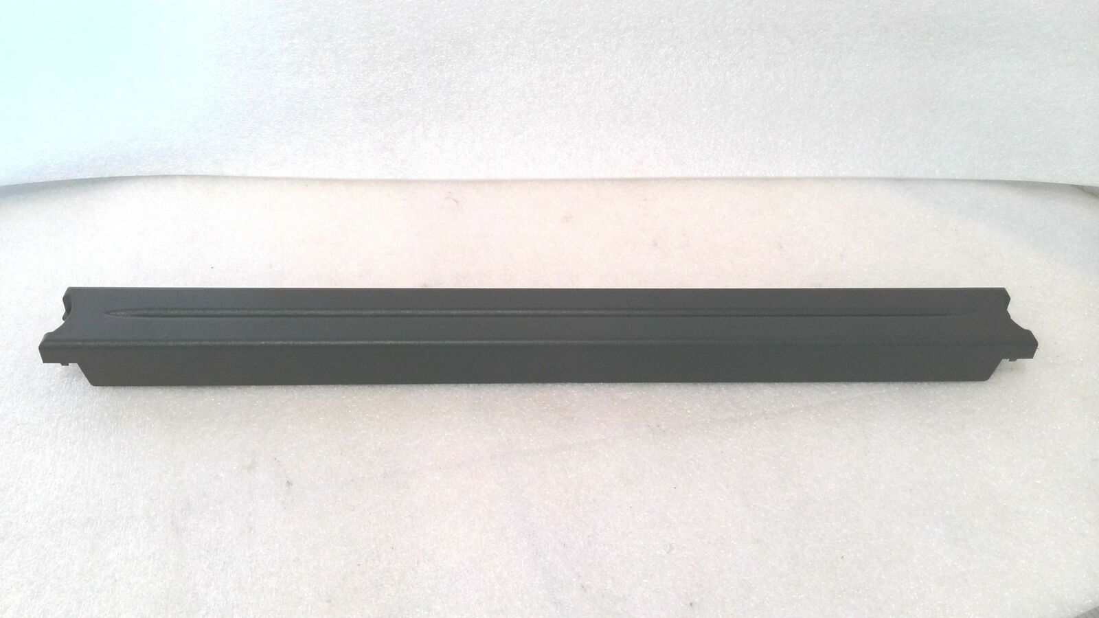 APC 874-0018C 1U BLACK PLASTIC RACK SERVER CABINET BLANKING PLATE PANEL