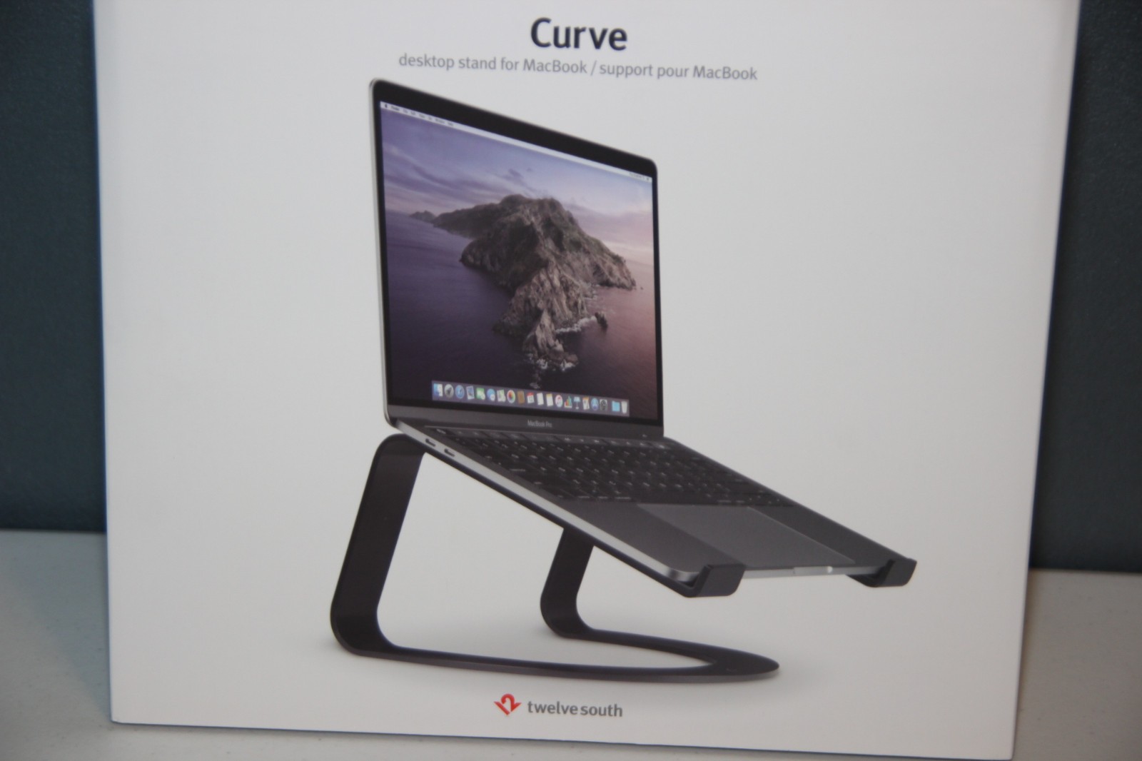 Twelve South Curve for Laptops and MacBook Ergonomic Desktop Stand - Black