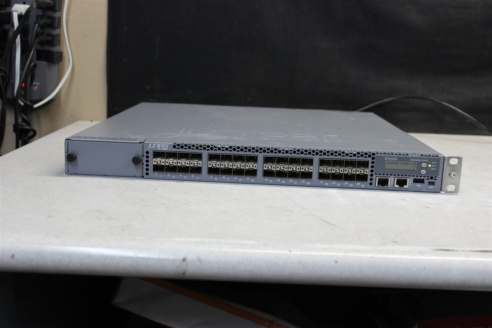 Juniper Networks EX4550 Series Ethernet Switch