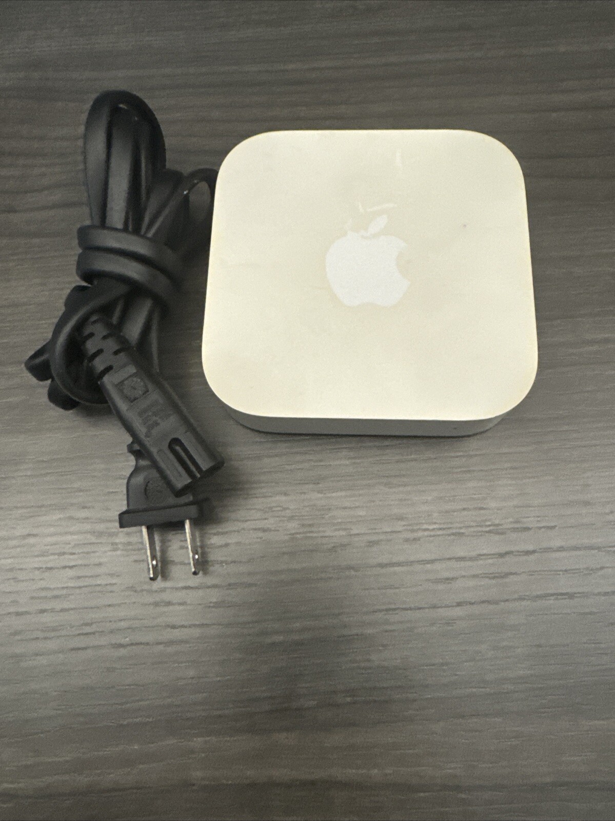 Apple Airport Express A1392 MC414LL/A 802.11n Dual-Band Wi-Fi Router Tested