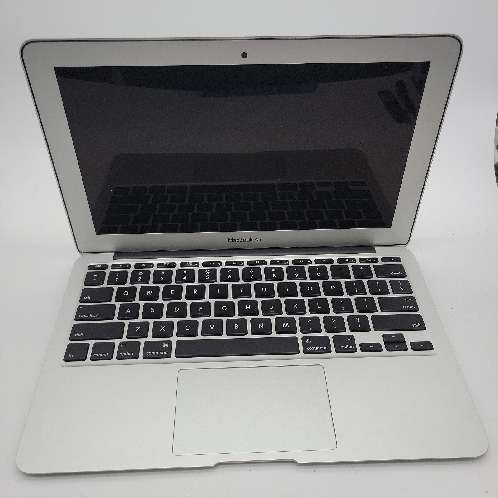 MacBook Air | Power/No-display | L268