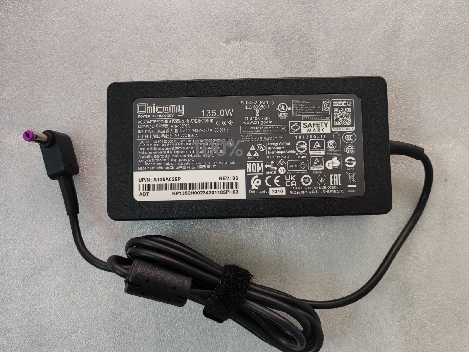 For Acer Aspire 7 N17C2 A715-74G-75A5 19.5V 6.92A A18-135P1A Chicony 135W OEM