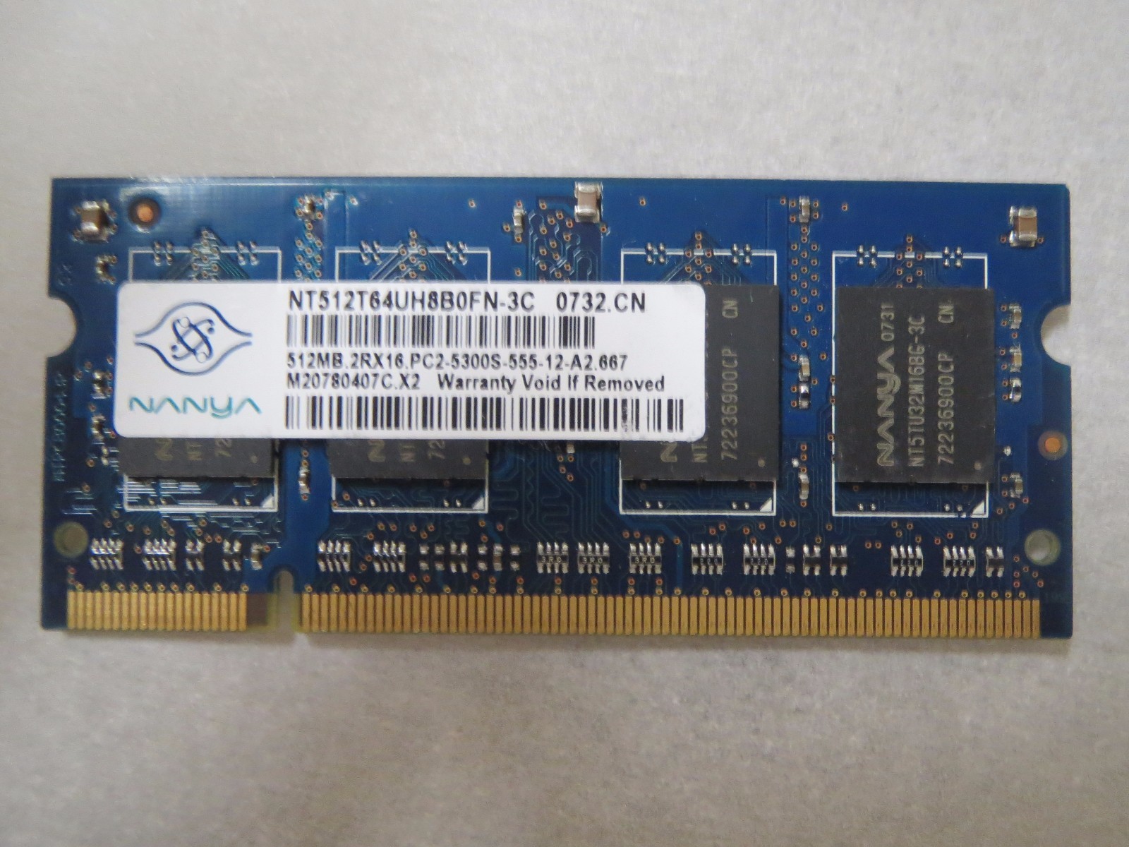 NANYA 512 MB 2RX16PC2-5300S-555-12-A2 NT512TT64UH8B0FN-3C MEMORY RAM