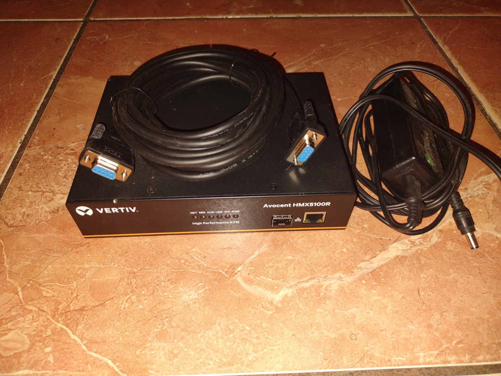 Vertiv Avocent HMX5100R High Performance KVM  DVI/USB HMX5150T-DVID TRANSMITTER 