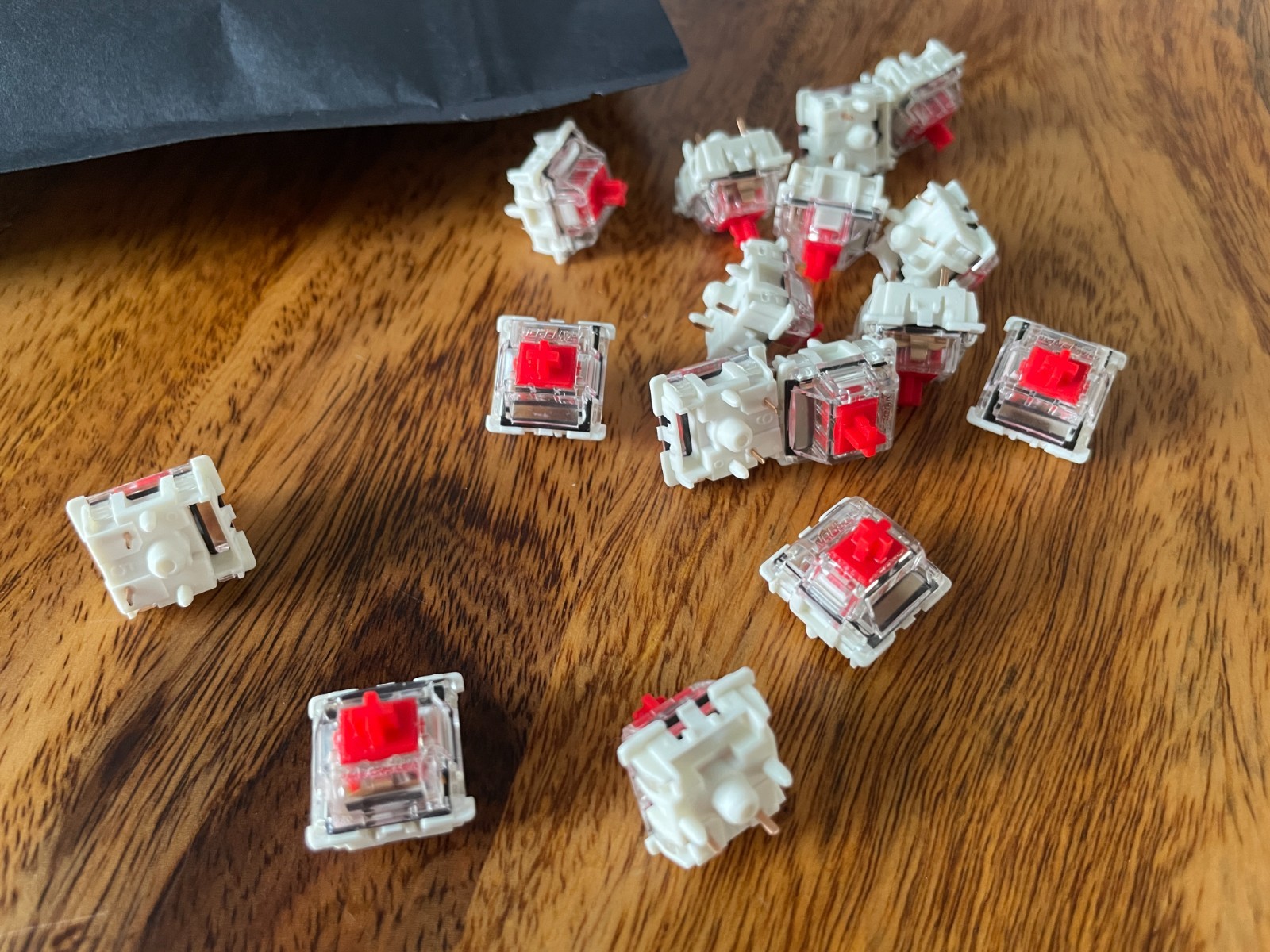 70x Gateron G Pro Red 3.0 - Mechboards Lubed + Filmed + Break-in Custom Keyboard