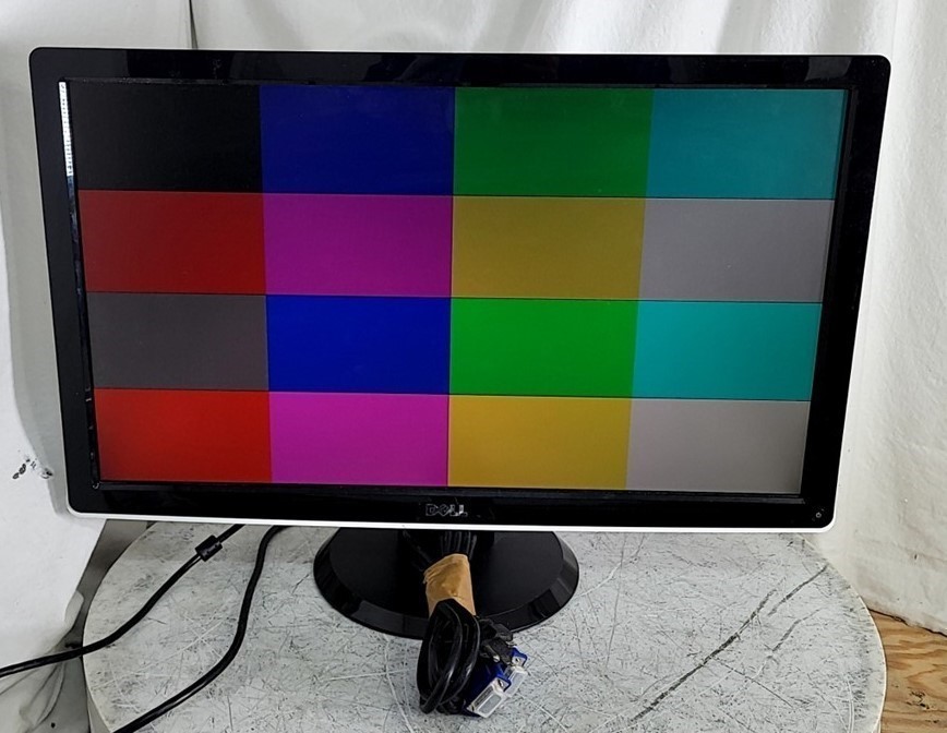 DELL ST2410b LCD Monitor 24" DVI HDMI VGA Grade B
