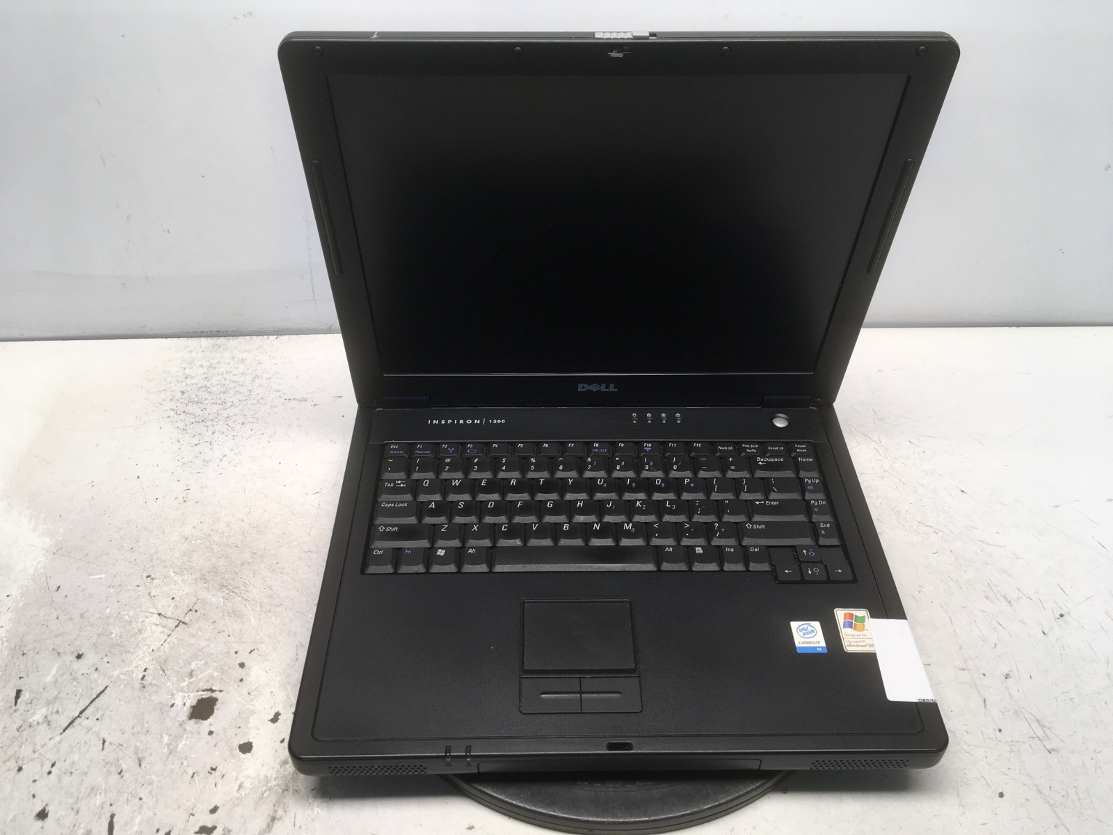 Dell Inspiron 1200 Intel Celeron M 06D8 1.3GHz 256 MB NO HDD No Batt